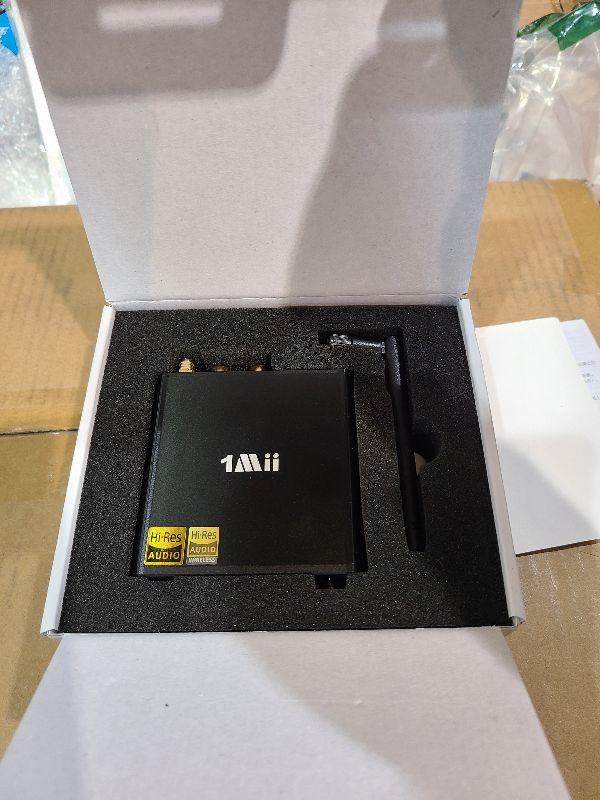 Photo 1 of 1Mii DS220 HiFi Bluetooth 5.3 Receiver – Long Range Wireless Audio Adapter with Audiophile DAC, LDAC & aptX HD, OLED Display, Optical/RCA Outputs for Home Stereo & AV Receiver, EQ Mode