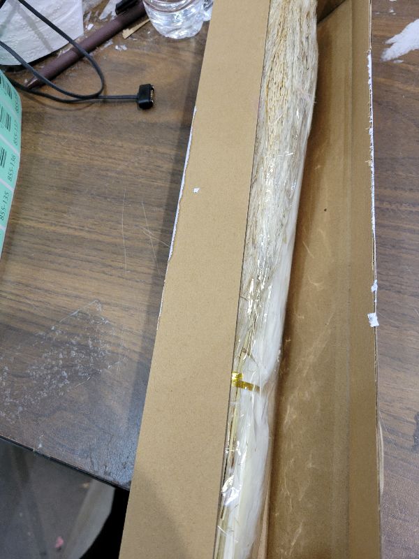 Photo 1 of 100Pcs Pampas Grass Boho Home Decor 17 inch Natural Dried Flowers-Pampas Grass Contains Bunny Tails White Pampas Brown Pampas.Boho Decor for Farmhouse Wedding Boho Wall Bathroom Office Kitchen…