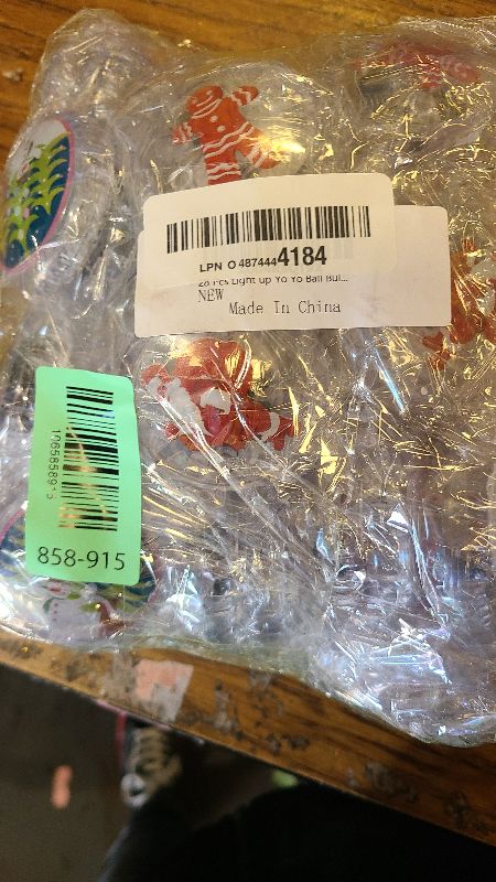 Photo 1 of 28 Pcs  Yo Yo Ball Bulk Christmas Yo Yos Plastic Responsive Bearing Ball for Kids Beginner Level Birthday Christmas Party Favors Goodie Bag Filler