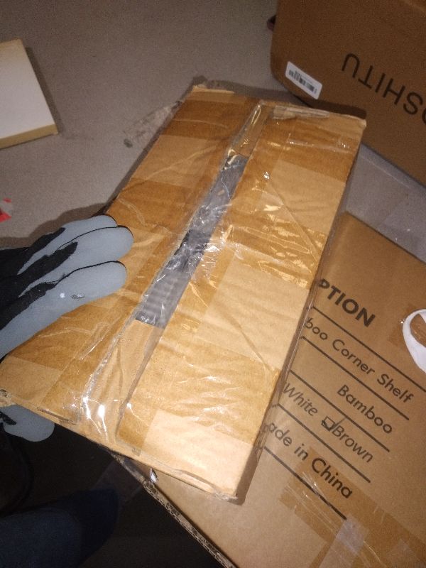 Photo 1 of 100 Pack 5 x 5 inch Clear Plastic Disposable Clamshell Container,Hinged Take Out Clamshell Dessert Container with Lid Takeout Tray Disposable Food Clamshell Containers for Dessert,Cakes,Sandwiches