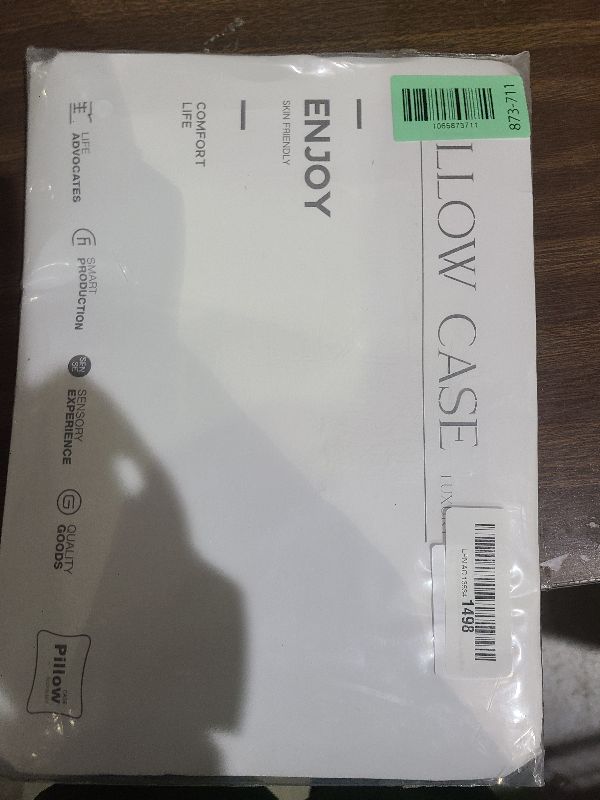 Photo 1 of 2 Pack Zippered Velvet Queen Pillowcases, Super Soft and Cozy Luxury Fuzzy Flannel Pillow Cases with Zipper, 20x30 Inches, Navy Blue