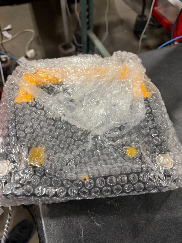 Photo 1 of DAYATOOL 4000Lumens Cordless Magnetic LED Work Flood Light, Compatible for Dewalt Makita 20V Milwaukee 18V m18 Rechargeable Lithium Tool Battery, Portable LED Work Light for Under Hood, Yellow