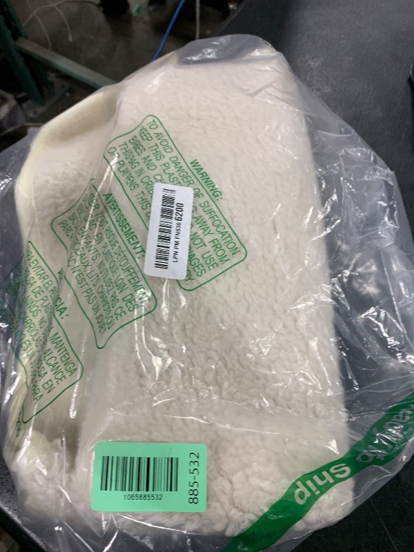 Photo 1 of MDSASFD Sherpa Fleece Sofa Cover, Super Soft Funny Fuzzy Sofa Couch Covers, Warm Plush, Non-Slip Sectional Sofa Slipcover Furniture Protector for Kids, Pets(Beige White, 28"x 28")