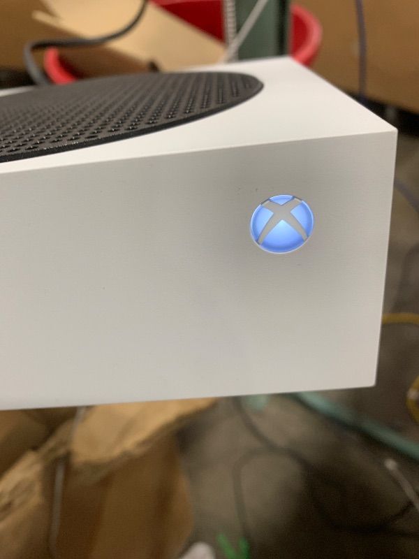 Photo 1 of Xbox Series S - All Digital Gaming Console - 512GB SSD - Includes Wireless Controller - 120FPS (Renewed Premium)