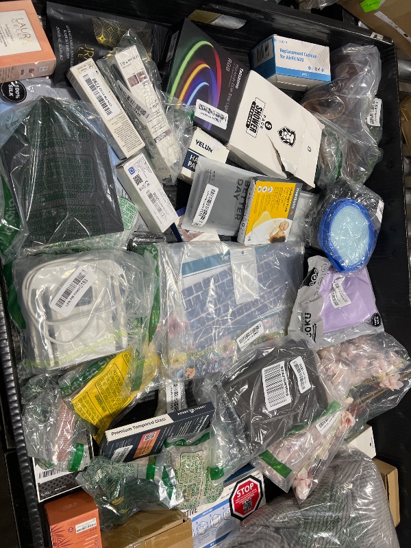 Photo 1 of box of mixed items