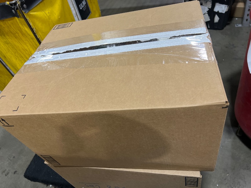 Photo 1 of box of mixed items