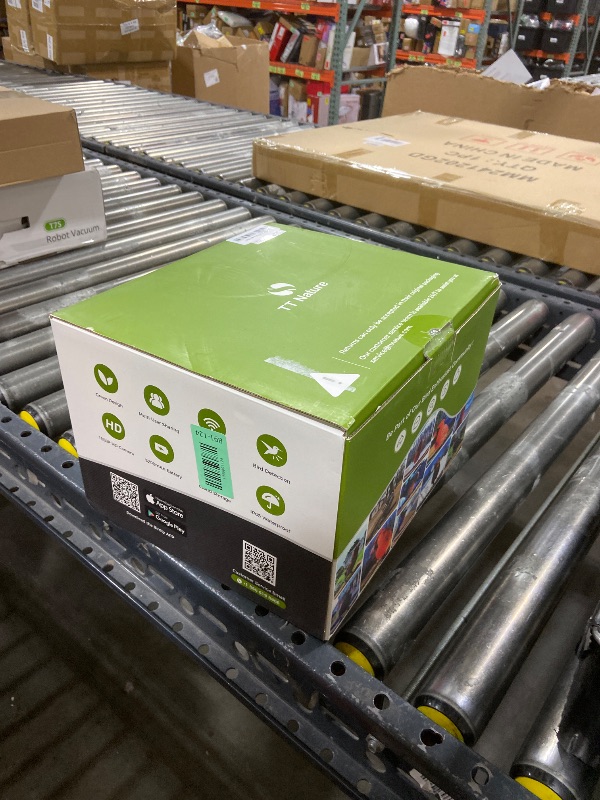 Photo 1 of TT Nature Bird Feeder with Camera, Upgraded 1.5L Smart Birdhouse Al Identify for 10000 Plus Species, Auto Capture & Real-time Notifications, Ideal Gift for Bird Lovers (Iron Roof)