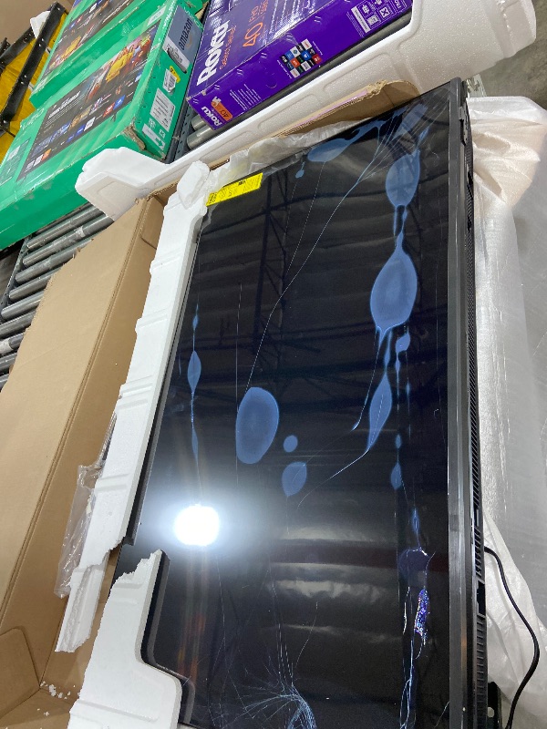 Photo 1 of Samsung 43-Inch Class Crystal UHD U8000F 4K Smart TV (2025 Model) Endless Free Content, Crystal Processor 4K, MetalStream Design, Knox Security, Alexa Built-in