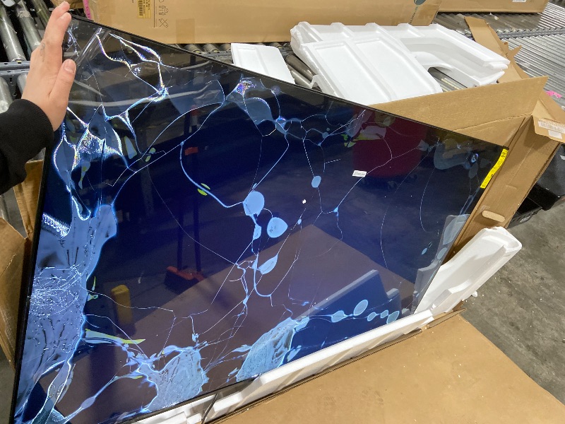 Photo 1 of Samsung 65-Inch Class Crystal UHD U8000F 4K Smart TV (2025 Model) Endless Free Content, Crystal Processor 4K, MetalStream Design, Knox Security, Alexa Built-in