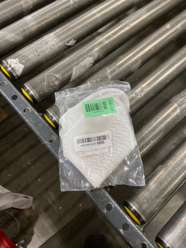 Photo 1 of 1 Pairs Clear Shoe Covers Waterproof Silicone Rain Shoe Covers Hard Sole Version Non Slip Reusable Shoe Covers for Women and Men 40-44