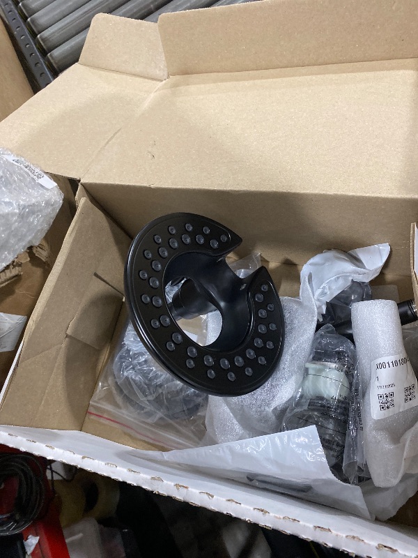 Photo 1 of Delta Faucet Saylor 17 Series Black Shower Valve Trim Kit withIn2ition 2-in-1 Shower Head with Handheld Spray, Shower Faucet Set, Shower Head and Handle, Matte Black T17235-BL-I (Valve Not Included)