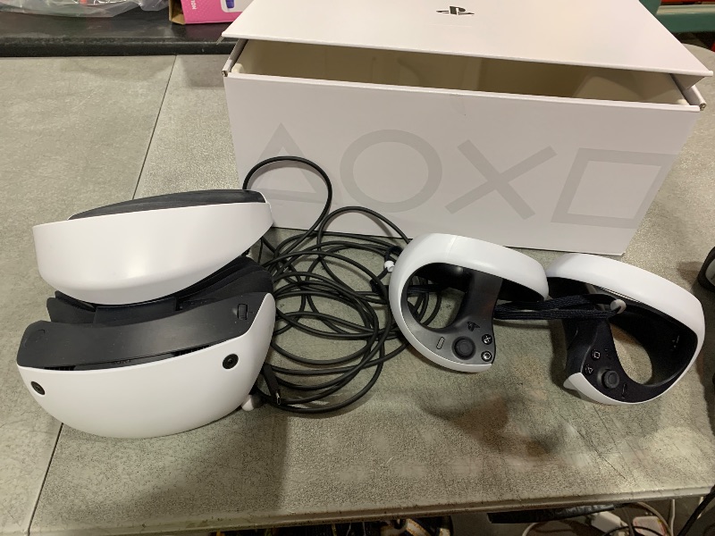 Photo 1 of PlayStation VR2 (PSVR2)