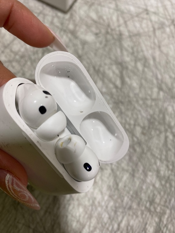 Photo 1 of Apple AirPods Pro 3 Wireless Earbuds, Active Noise Cancellation, Live Translation, Heart Rate Sensing,Hearing Aid Feature,Bluetooth Headphones,Spatial Audio, High-Fidelity Sound, USB-C Charging, White