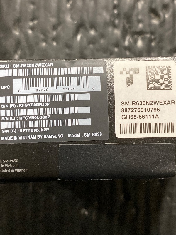 Photo 1 of Samsung Galaxy Buds 3 Pro AI True Wireless Bluetooth Earbuds, Noise Cancelling, Sound Optimization, Redesigned Comfort Fit, White [US Version, Amazon Exclusive, 2Yr Warranty]