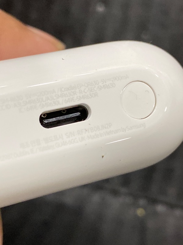 Photo 1 of Samsung Galaxy Buds 3 Pro AI True Wireless Bluetooth Earbuds, Noise Cancelling, Sound Optimization, Redesigned Comfort Fit, White [US Version, Amazon Exclusive, 2Yr Warranty]