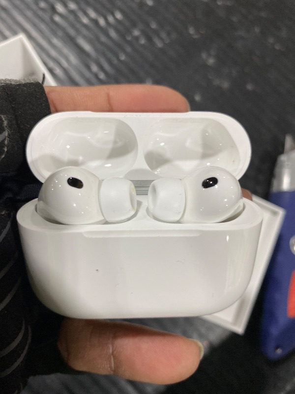 Photo 1 of Apple AirPods Pro 3 Wireless Earbuds, Active Noise Cancellation, Live Translation, Heart Rate Sensing,Hearing Aid Feature,Bluetooth Headphones,Spatial Audio, High-Fidelity Sound, USB-C Charging, White