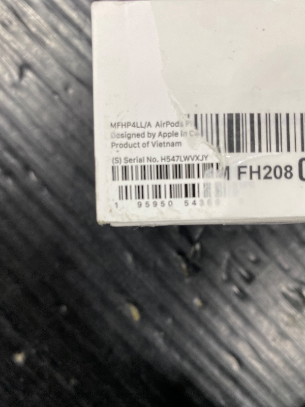 Photo 1 of Apple AirPods Pro 3 Wireless Earbuds, Active Noise Cancellation, Live Translation, Heart Rate Sensing,Hearing Aid Feature,Bluetooth Headphones,Spatial Audio, High-Fidelity Sound, USB-C Charging, White