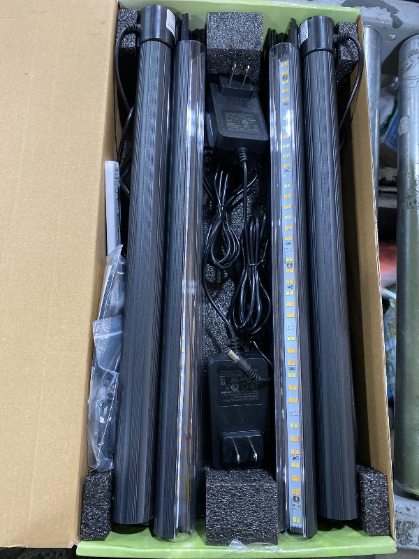 Photo 1 of Uocub Standing Grow Light (165CM-2pcs)