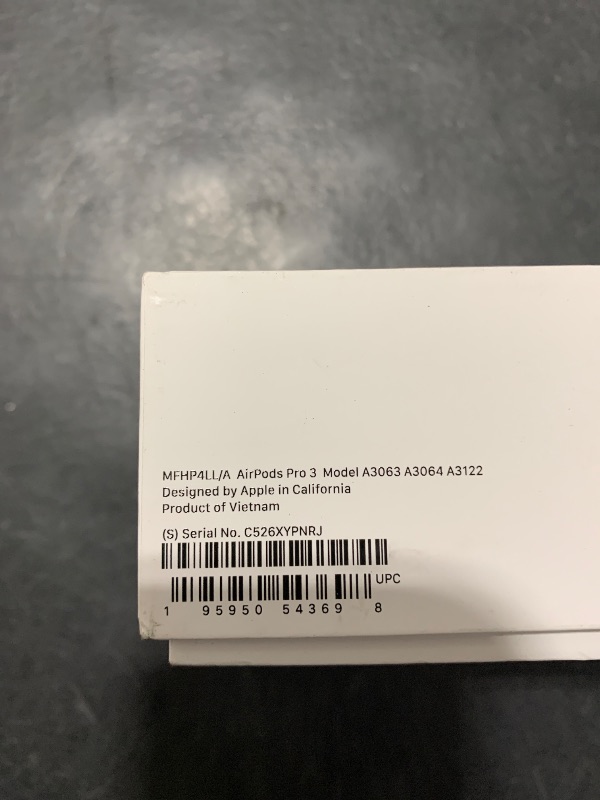 Photo 1 of Apple AirPods Pro 3 Wireless Earbuds, Active Noise Cancellation, Live Translation, Heart Rate Sensing,Hearing Aid Feature,Bluetooth Headphones,Spatial Audio, High-Fidelity Sound, USB-C Charging, White