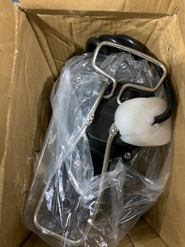 Photo 1 of VEVOR Submersible Sump Pump, 0.75HP 5000GPH, 28 FT Lift Cast Iron Sewage Water Pump with 10 ft Power Cord and Automatic Float Switch, Stainless Steel for Clean Flooded Basement Yard Farm Sewer