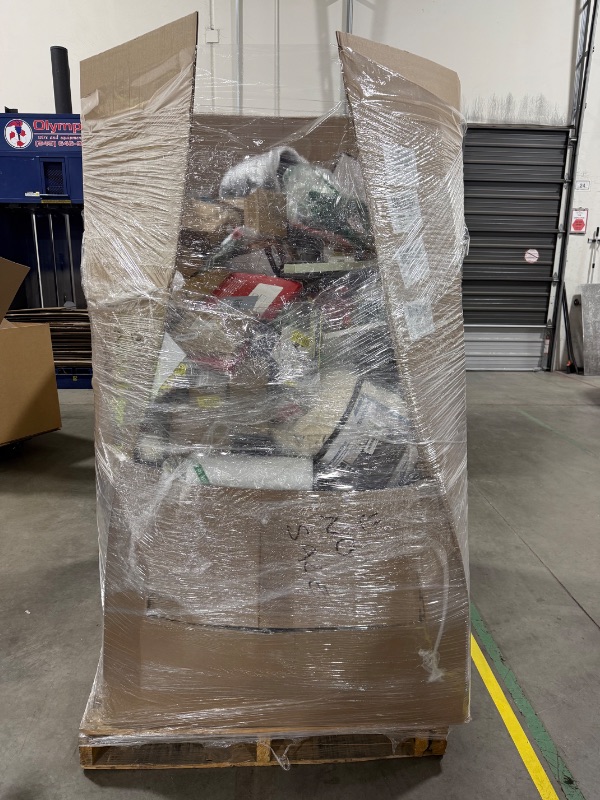 Photo 1 of Nellis Variety Box: Pallet | See Notes for Details