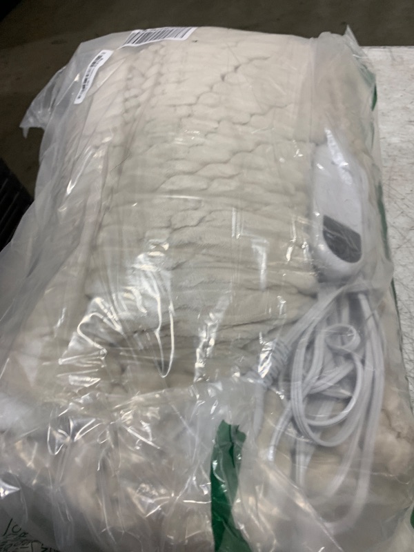 Photo 1 of Bedsure GentleSoft Electric Blanket Full Size - Soft Ribbed Flannel Heated Blanket with 6 Heat Settings, Heating with 10 Time Settings, 8 hrs Timer Auto Shut Off, Gifts for Grandma (72"x84", Cream)
