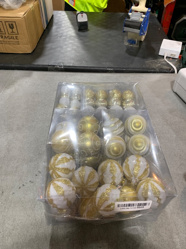 Photo 1 of 100Pcs Christmas Balls Ornaments Set, Shatterproof Christmas Decorations with Hand-held Gift Package for Xmas Tree/Holiday/Wedding/Holiday/Party Decor (Gold & White)