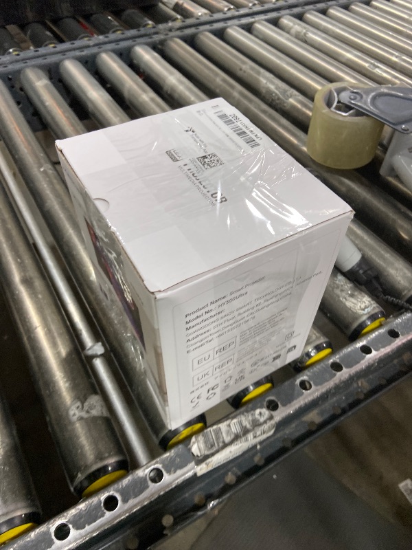 Photo 1 of ?Electric Focus?Magcubic Mini Projector 4K Support, Portable Projector with WiFi 6 and Bluetooth 5.4, Smart Proyector, 5W Soundbase Speaker, 180°Rotation for Home Theater