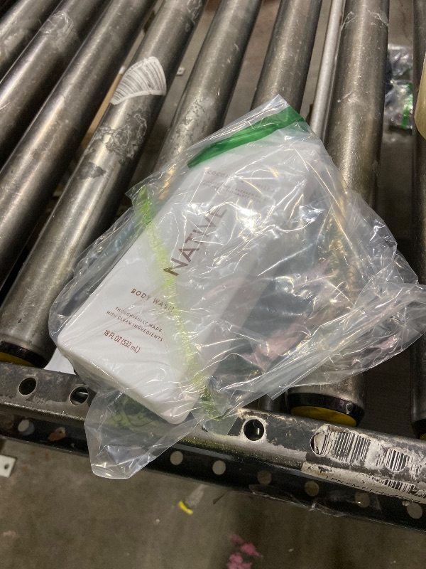 Photo 1 of Native Body Wash Contains Naturally Derived Ingredients | For Women & Men, Sulfate, Paraben, & Dye Free Leaving Skin Soft and Hydrated | Coconut & Vanilla 18 oz