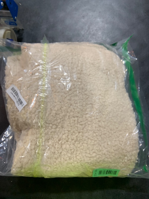 Photo 1 of 1 Pack 3 Calming Blankets Fluffy Premium Fleece Pet Blanket Soft Sherpa Throw for Dog Puppy Cat Beige Small (23" x16'')