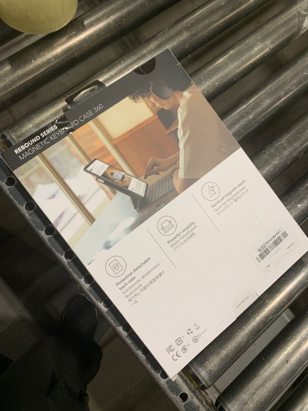 Photo 1 of ESR iPad Pro 13 Inch Case with Keyboard (M5/M4, 2025/2024), iPad Pro 13 Keyboard Case with Easy-Set Magnetic Stand, Portrait/Raised Modes for iPad Pro 13, Removable, Rebound 360 Series, Black