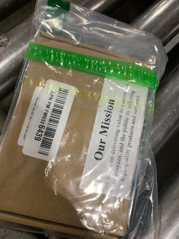 Photo 1 of 1/4-20 x 1-1/2" (30 Pack) Phillips Flat Head Machine Screws, Stainless Steel 304 (18-8), UNC Coarse Thread, Countersunk Head Machine Screws, Phillips Drive #3