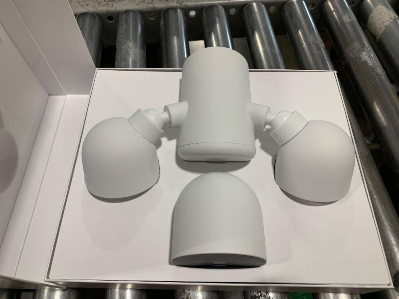 Photo 1 of Google Nest Cam with Floodlight - Outdoor Camera - Floodlight Security Camera, White, 1 Count (Pack of 1)