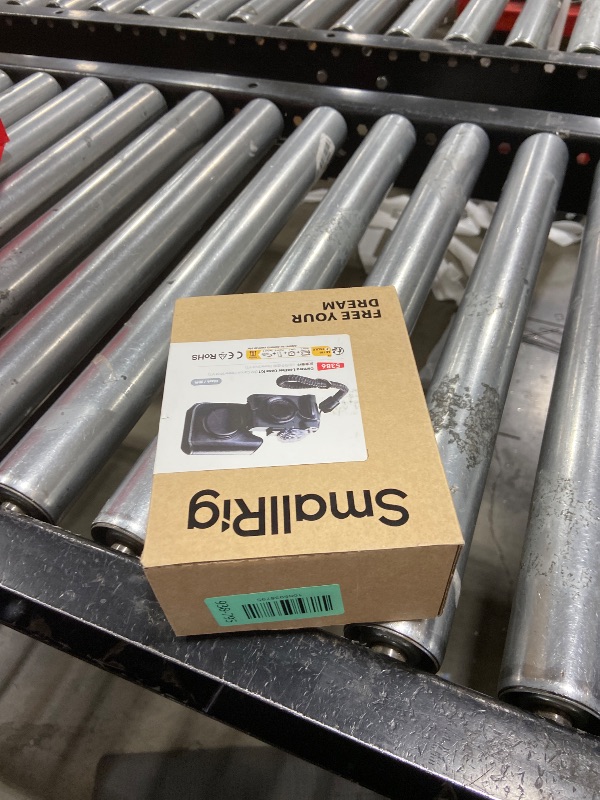 Photo 1 of SMALLRIG PowerShot V1 Leather Case Kit for Canon, Including Half Leather Crate, Flip Case Cover, Wrist Strap & Furry Windscreen, Portable and Protecting (Black) -5386