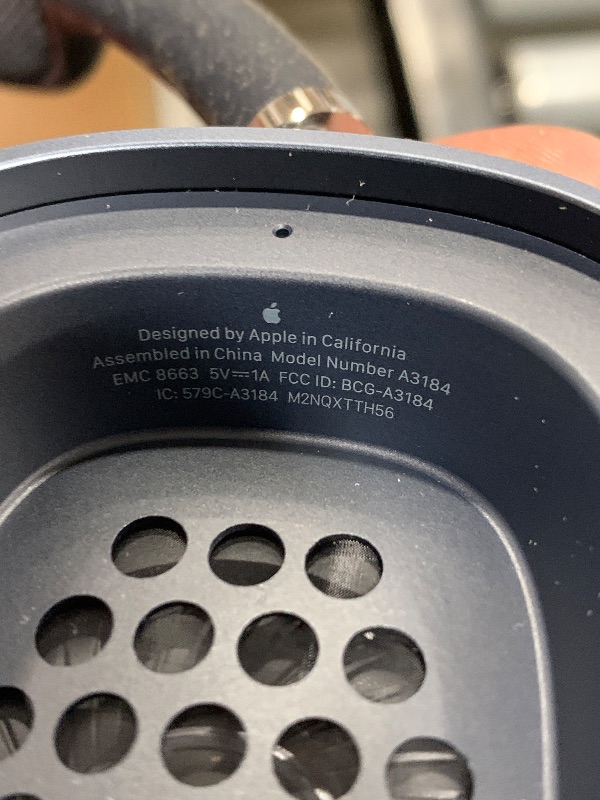 Photo 1 of Apple AirPods Max - Midnight (Renewed)