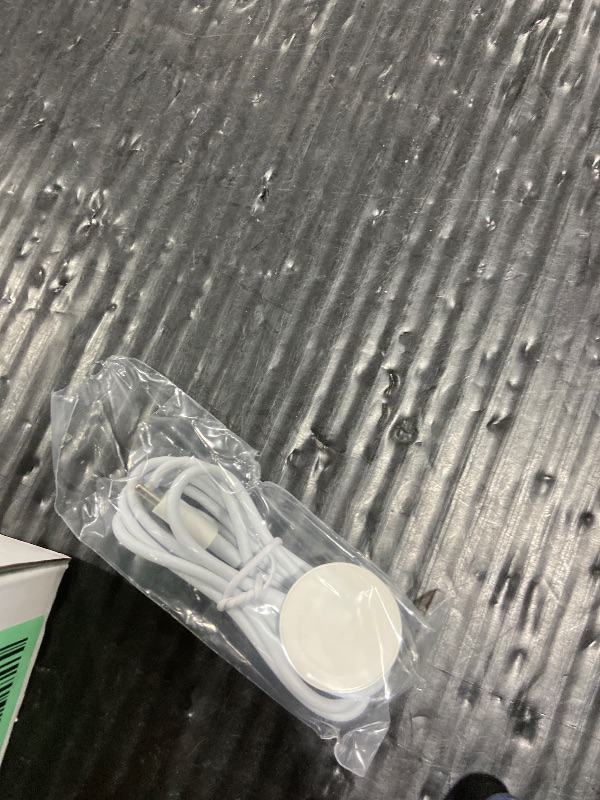 Photo 1 of Apple Watch Series 9 [GPS, 41mm] - Midnight Aluminum Case with Midnight Sport Band S/M (Renewed Premium)