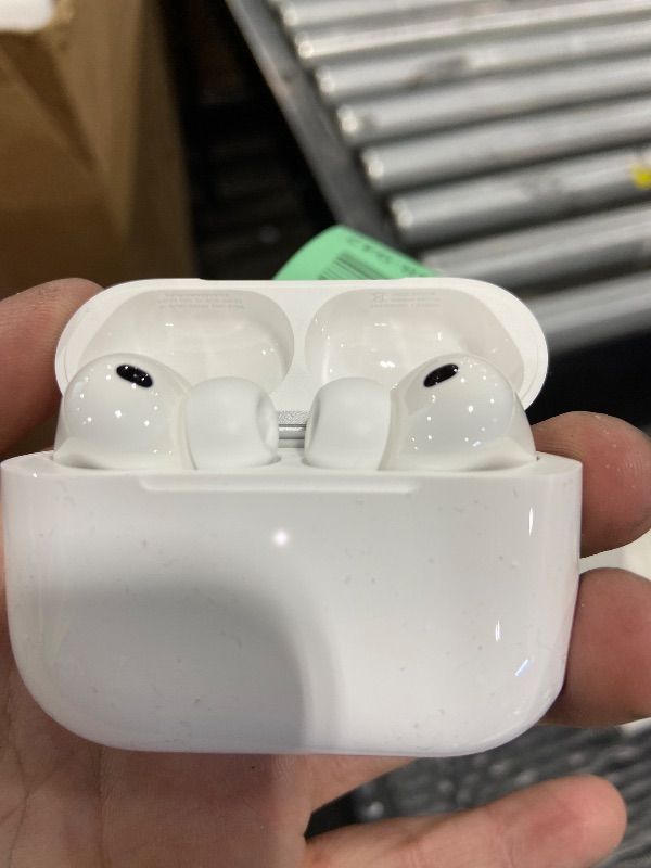 Photo 1 of Apple AirPods Pro 3 Wireless Earbuds, Active Noise Cancellation, Live Translation, Heart Rate Sensing,Hearing Aid Feature,Bluetooth Headphones,Spatial Audio, High-Fidelity Sound, USB-C Charging, White