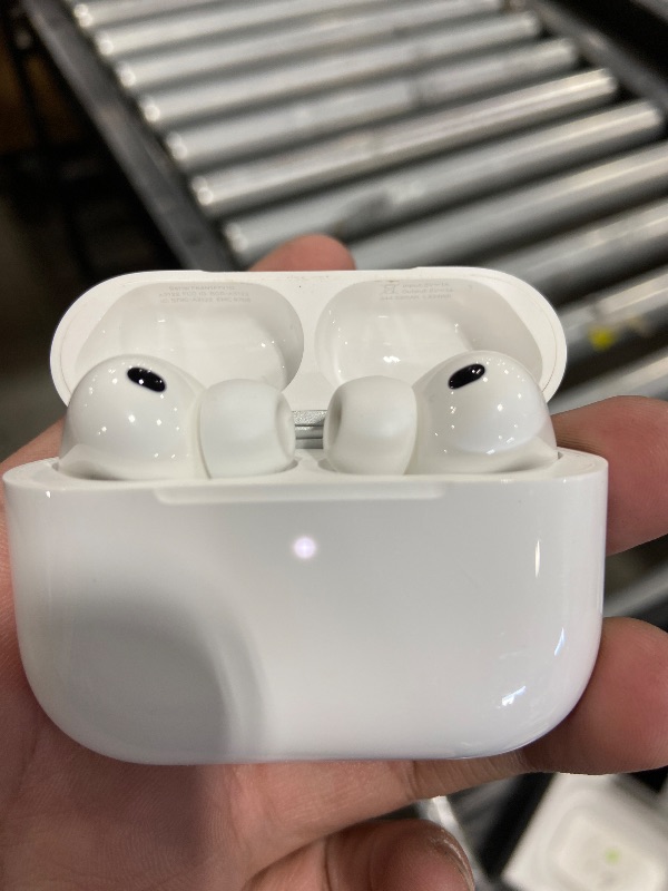 Photo 1 of Apple AirPods Pro 3 Wireless Earbuds, Active Noise Cancellation, Live Translation, Heart Rate Sensing,Hearing Aid Feature,Bluetooth Headphones,Spatial Audio, High-Fidelity Sound, USB-C Charging, White