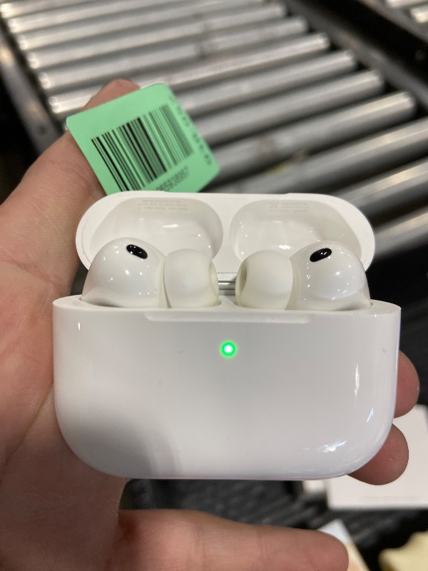 Photo 1 of Apple AirPods Pro 3 Wireless Earbuds, Active Noise Cancellation, Live Translation, Heart Rate Sensing,Hearing Aid Feature,Bluetooth Headphones,Spatial Audio, High-Fidelity Sound, USB-C Charging, White