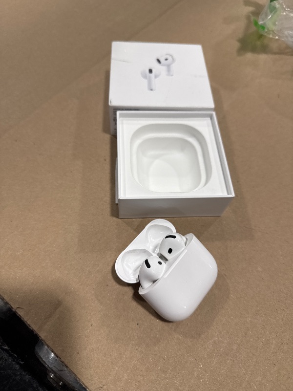 Photo 1 of *********READ CLERK NOTES**********
Apple AirPods 4 Wireless Earbuds, Bluetooth Headphones, with Active Noise Cancellation, Adaptive, Transparency Mode, Personalized Spatial Audio, USB-C Charging Case, Wireless Charging, H2 Chip