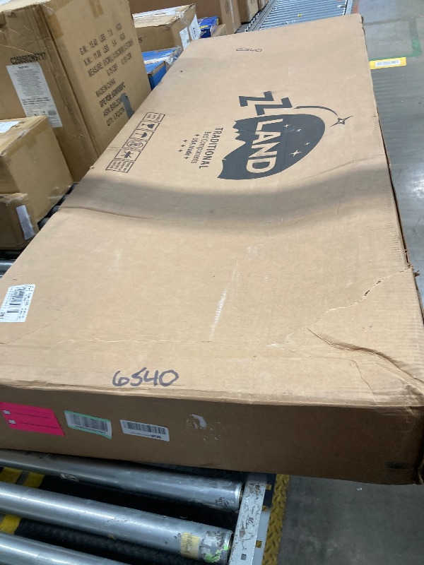 Photo 1 of **ONLY ONE BOXSPRING/MISSING BOX/INCOMPLETE SET***Continental Sleep 8-Inch Wood Split Traditional Box Spring/Foundation for Mattress Set, Queen, Beige