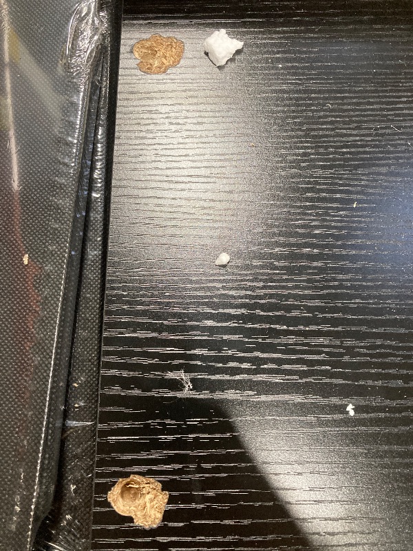 Photo 1 of 4 Drawer Dresser, Wide Chest Drawers Nightstand Storage Tower Storage Fabric Dresser With Wood Top for Living Room, Bedroom, Closet, Black
*** MINOR DAMAGE REFER TO PHOTO ***