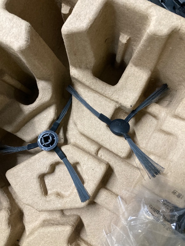 Photo 1 of ***(DAMAGED, SELLING AS PARTS ONLY -SELLING AS IS)*** 
ROBOEVO Robot Vacuum Cleaner G20 Vacuum and Mop Combo for Pet Hair Hard Floor, Wifi/Alexa Control