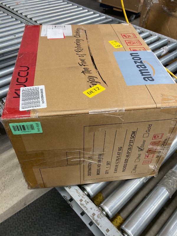 Photo 1 of *Crack/Broken?* 9.5 QT Double Handle KUCCU Stand Mixer, 6 Speed with Pulse Electric Kitchen Mixer, 660W Tilt-Head Food Mixer with Dishwasher-Safe Dough Hook, Flat Beater, Whisk, Splash Guard for home baking (Silver)