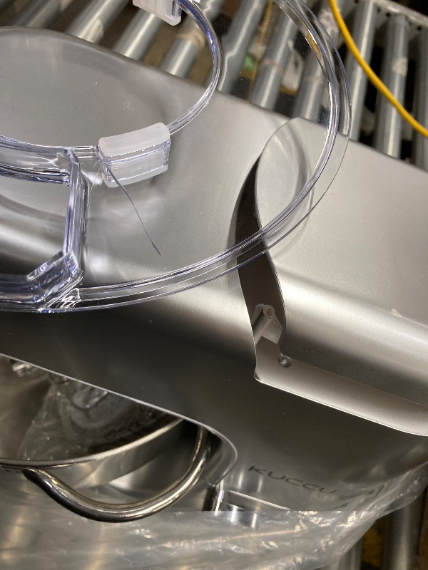 Photo 1 of *Crack/Broken?* 9.5 QT Double Handle KUCCU Stand Mixer, 6 Speed with Pulse Electric Kitchen Mixer, 660W Tilt-Head Food Mixer with Dishwasher-Safe Dough Hook, Flat Beater, Whisk, Splash Guard for home baking (Silver)