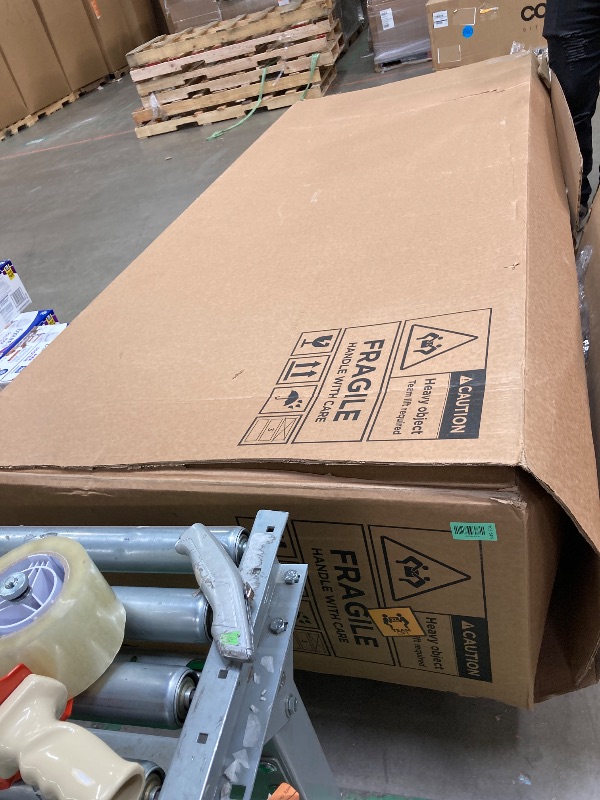 Photo 1 of *Issue with Key/s* Thule Motion 3 XXL