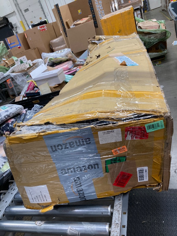 Photo 1 of *Scratched* DNA MOTORING Front Bumper Compatible with 14-18 Ram 1500/19-23 Ram 1500 Classic,w/o Parking Sensor Holes,W/Fog Light Cutouts,Black,BUMP-F-RAM13-FB-01-BK