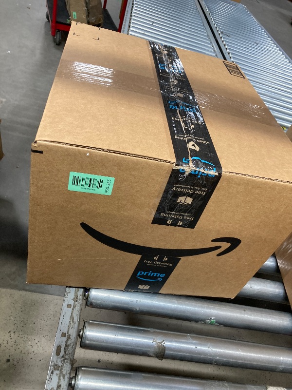 Photo 1 of ***18 BOXES INCLUDED***Amazon Basics 2-Ply Facial Tissue, 160 Count Per Box***18 BOXES INCLUDED***