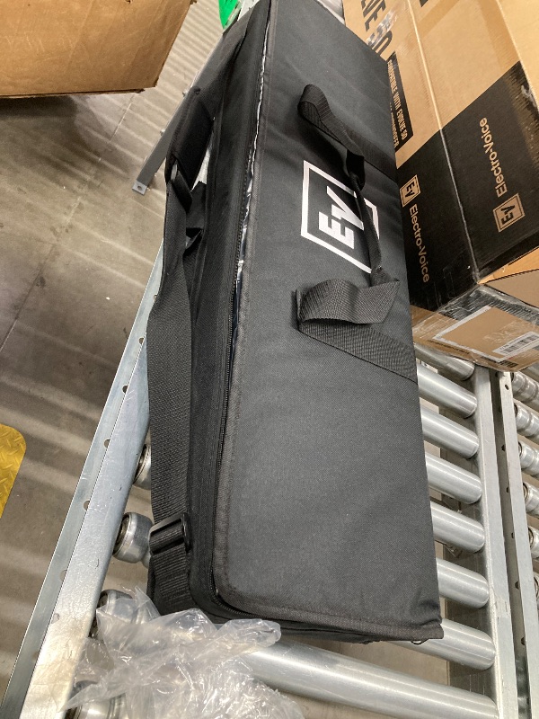 Photo 1 of Electro-Voice Evolve 50 1000W Powered Column Speaker Array System, Black