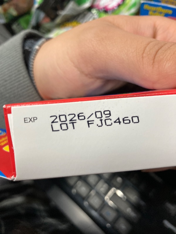 Photo 1 of 6 Pepcid Complete Acid Reducer + Antacid for Acid Reflux, 10mg Famotidine, 800mg Calcium Carbonate & 165mg Magnesium Hydroxide per Antacid Chew, Individual Packets, Berry Flavored, 4 ct